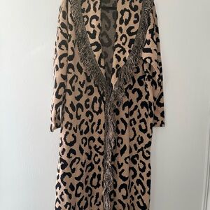 Culpos +INC Woman’s Fringe Collar Leopard Long Warm Cardigan XL missing belt